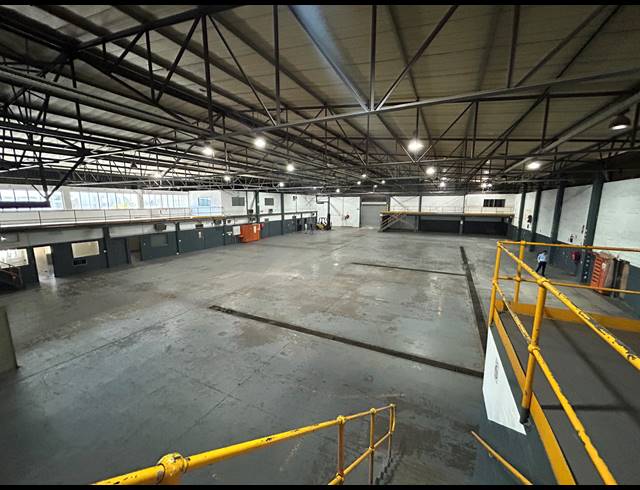 2,443M² WAREHOUSE TO LET IN EPPING INDUSTRIAL